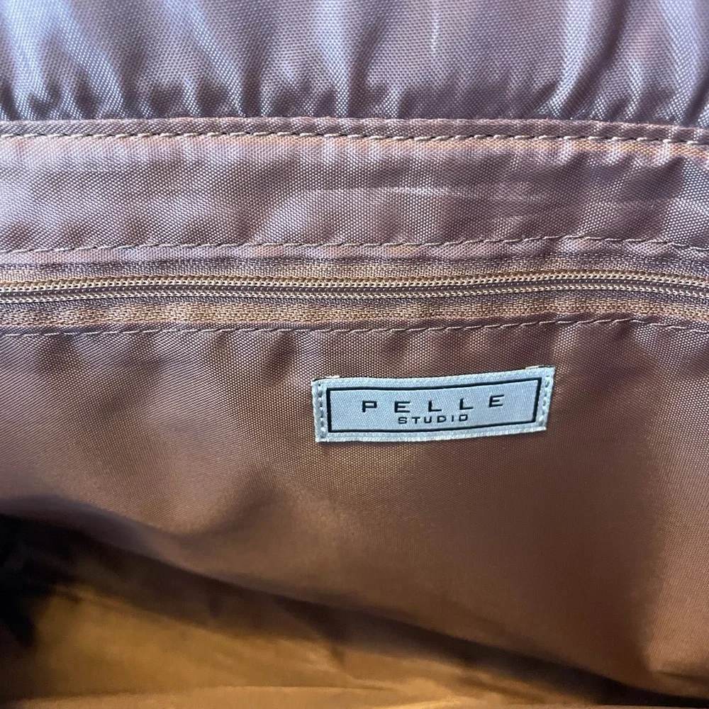 Elegant Brown Leather Men's or Women’s Briefcase